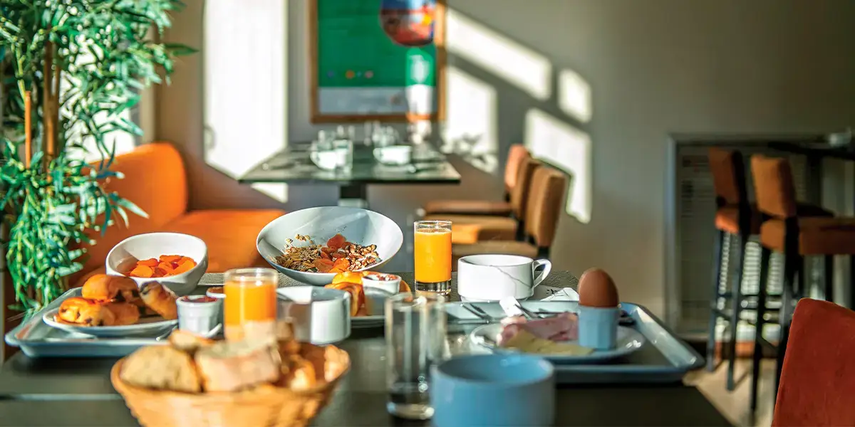 Le petit déjeuner complet en pension complète ou demi-pension chez VTF Vacances