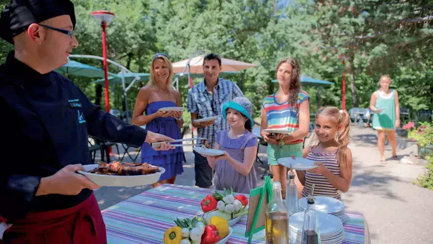 Grillades en été des vacances gourmandes