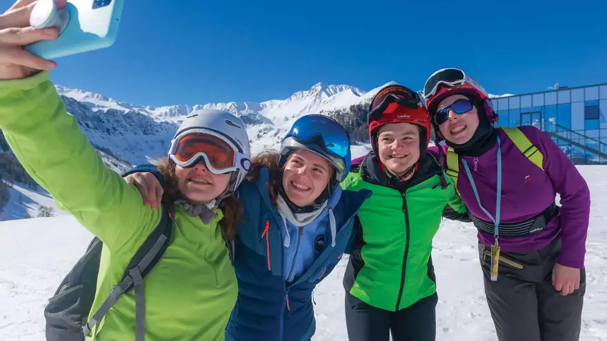Amis à la neige