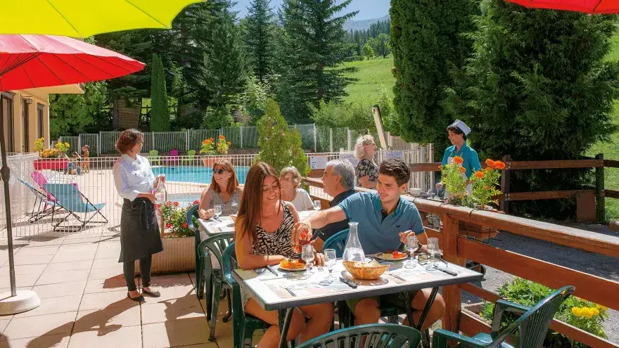 Vacances d'été au frais à la montagne