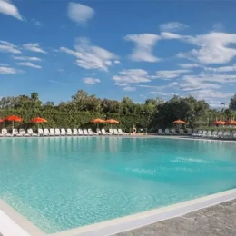 Piscine Garda Village Italie