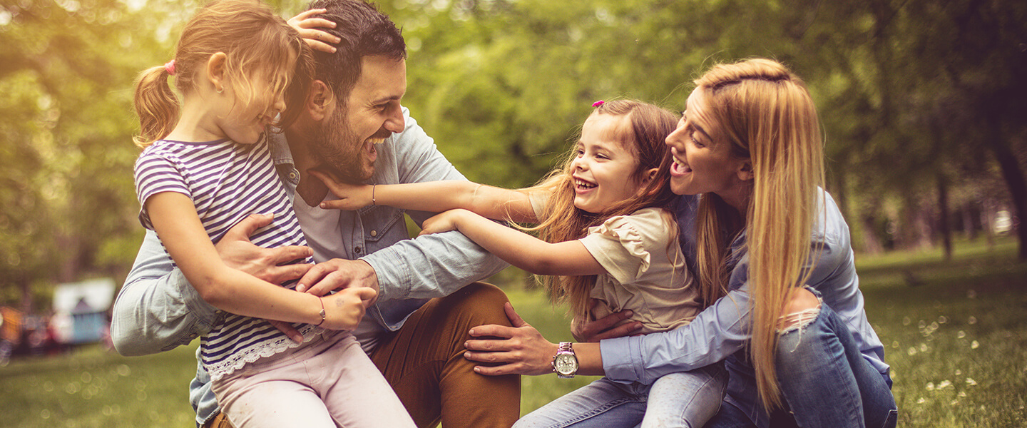 Famille en vacances au Printemps