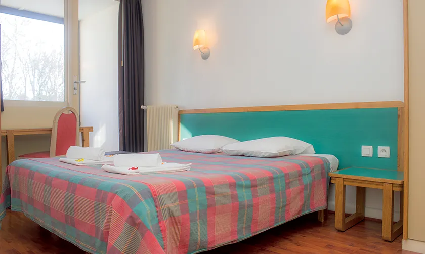 VTF St Sauves bedroom