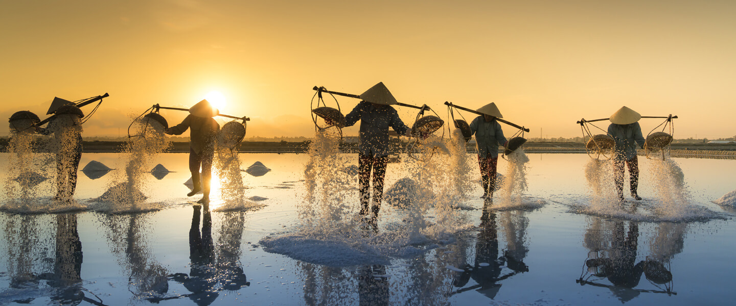 Voyage inoubliable en Asie - Pêcheurs au Vietnam
